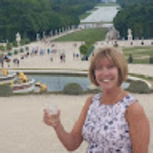 Meet your Posher, Laura